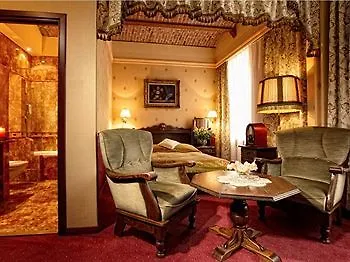 Hotel Europejski Krakkó 3*,  Lengyelország
